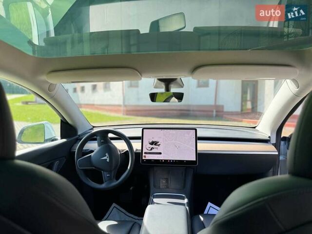 Белый Тесла Model Y, объемом двигателя 0 л и пробегом 38 тыс. км за 31000 $, фото 10 на Automoto.ua