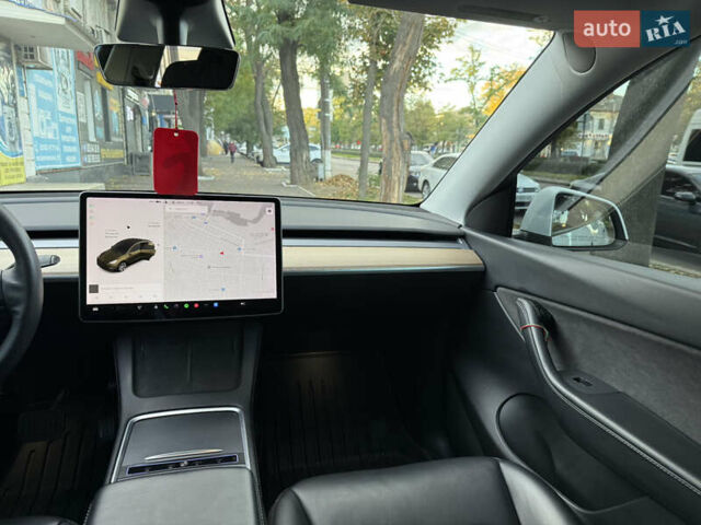 Тесла Model Y 2021 в Николаеве на Automoto.ua Белый Тесла Model Y, объемом двигателя 0 л и пробегом 80 тыс. км за 24999 $, фото 32 на Automoto.ua