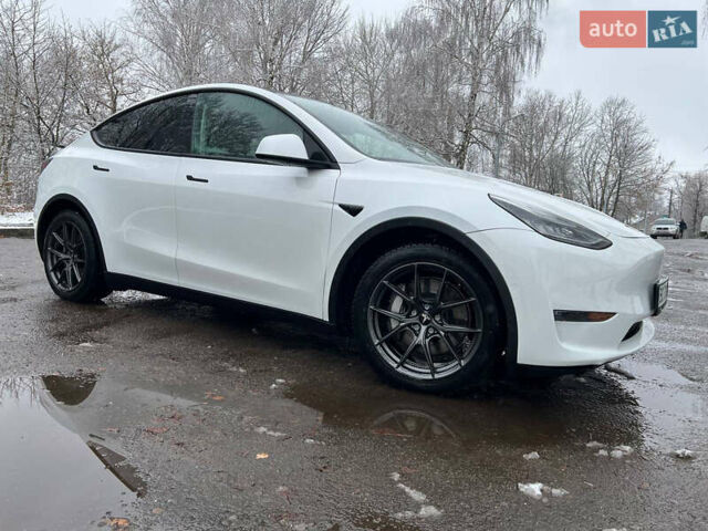 Білий Тесла Model Y, об'ємом двигуна 0 л та пробігом 88 тис. км за 24900 $, фото 17 на Automoto.ua