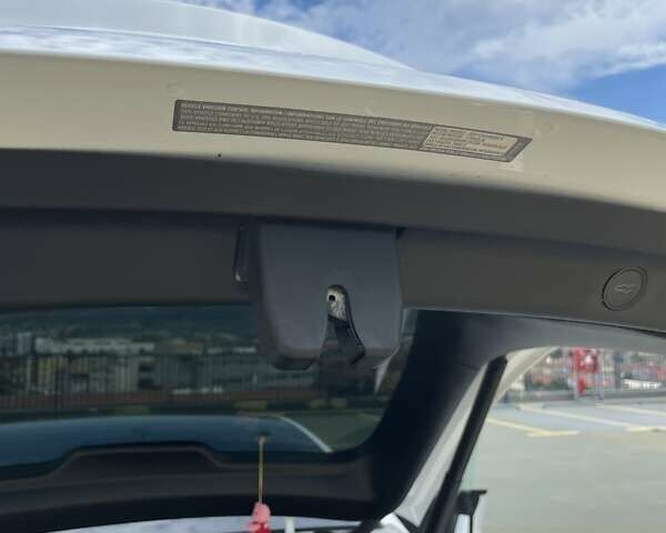 Білий Тесла Model Y, об'ємом двигуна 0 л та пробігом 119 тис. км за 23600 $, фото 32 на Automoto.ua