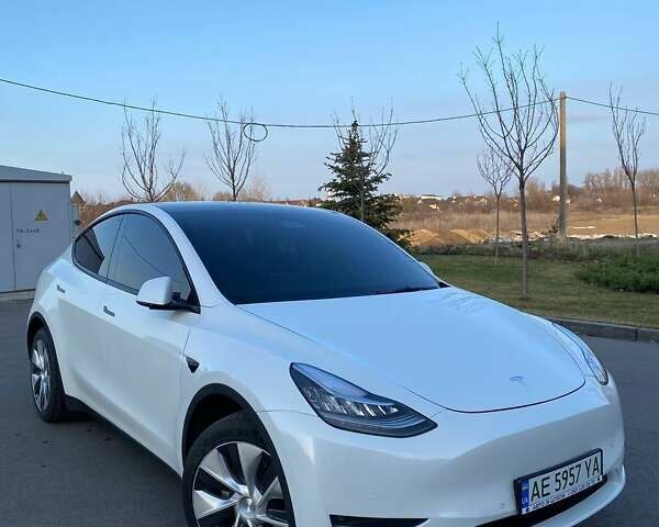 Белый Тесла Model Y, объемом двигателя 0 л и пробегом 70 тыс. км за 26750 $, фото 17 на Automoto.ua