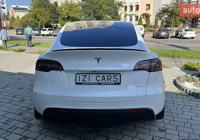 Белый Тесла Model Y, объемом двигателя 0 л и пробегом 88 тыс. км за 25700 $, фото 5 на Automoto.ua