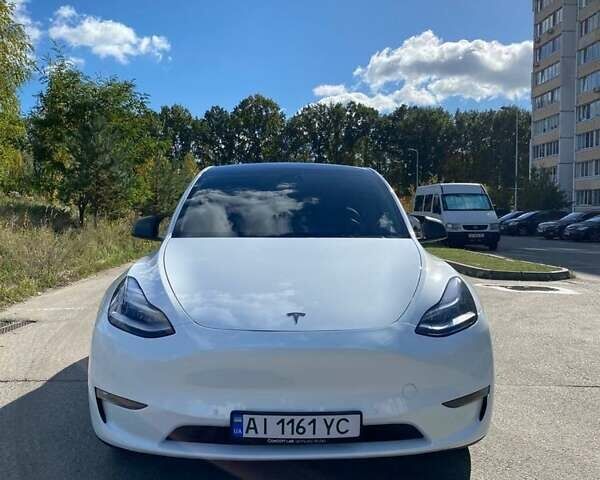 Белый Тесла Model Y, объемом двигателя 0 л и пробегом 90 тыс. км за 27500 $, фото 4 на Automoto.ua