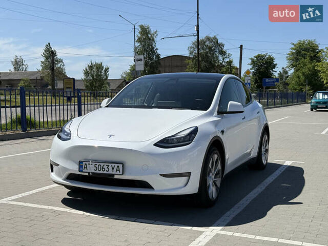 Белый Тесла Model Y, объемом двигателя 0 л и пробегом 110 тыс. км за 27750 $, фото 6 на Automoto.ua
