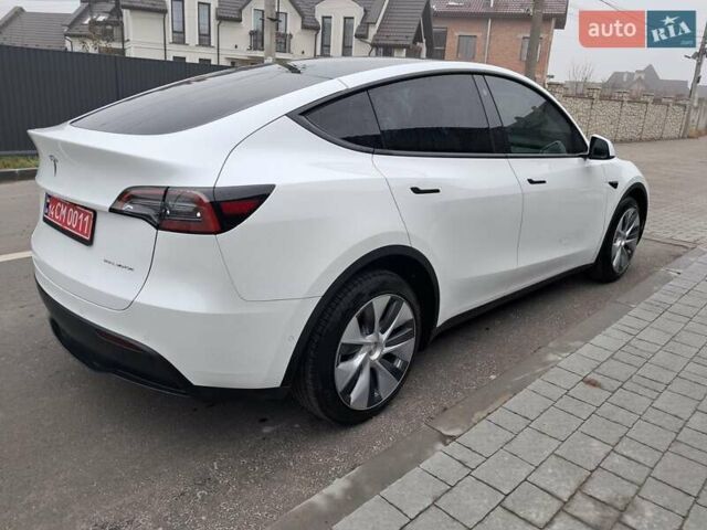 Белый Тесла Model Y, объемом двигателя 0 л и пробегом 39 тыс. км за 26000 $, фото 5 на Automoto.ua