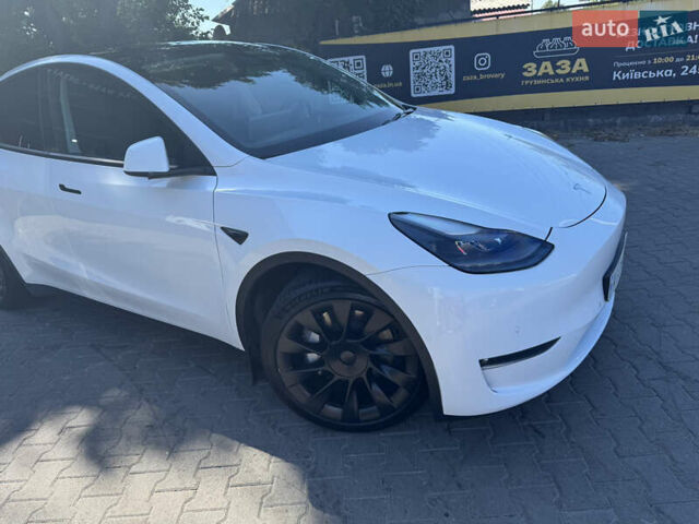 Белый Тесла Model Y, объемом двигателя 0 л и пробегом 120 тыс. км за 32500 $, фото 11 на Automoto.ua