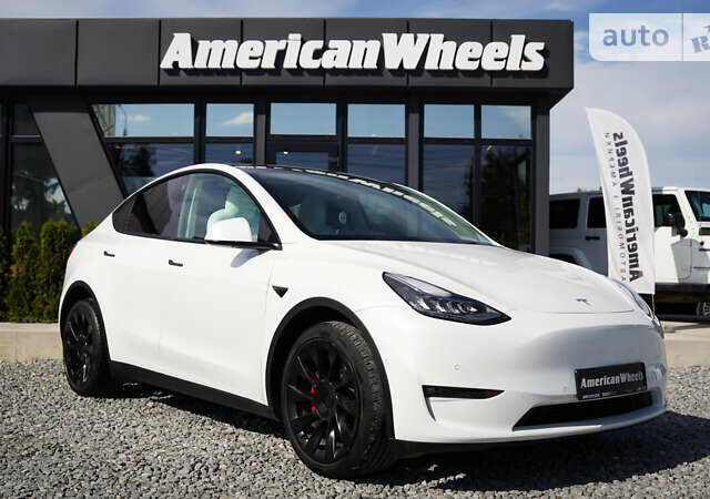 Белый Тесла Model Y, объемом двигателя 0 л и пробегом 30 тыс. км за 26900 $, фото 2 на Automoto.ua