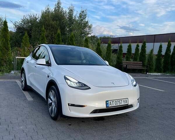 Белый Тесла Model Y, объемом двигателя 0 л и пробегом 16 тыс. км за 29900 $, фото 1 на Automoto.ua