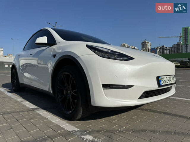 Белый Тесла Model Y, объемом двигателя 0 л и пробегом 155 тыс. км за 20777 $, фото 1 на Automoto.ua