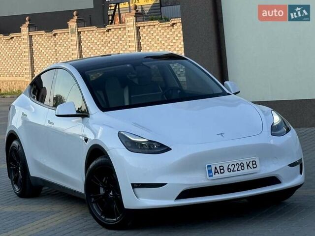 Білий Тесла Model Y, об'ємом двигуна 0 л та пробігом 78 тис. км за 26800 $, фото 35 на Automoto.ua
