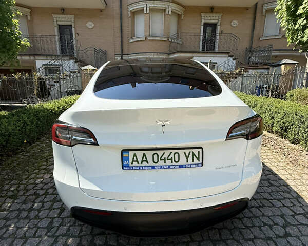 Белый Тесла Model Y, объемом двигателя 0 л и пробегом 72 тыс. км за 23999 $, фото 15 на Automoto.ua
