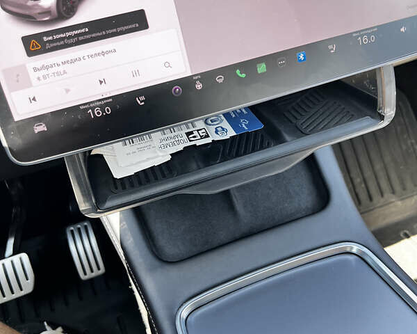Белый Тесла Model Y, объемом двигателя 0 л и пробегом 61 тыс. км за 28000 $, фото 16 на Automoto.ua