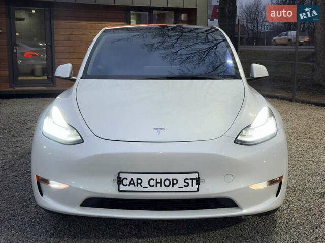 Белый Тесла Model Y, объемом двигателя 0 л и пробегом 128 тыс. км за 22600 $, фото 29 на Automoto.ua
