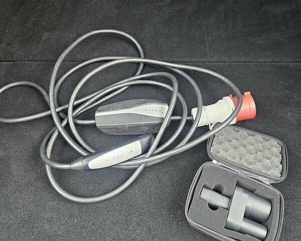 Тесла Model Y 2021 в Ровно на Automoto.ua Белый Тесла Model Y, объемом двигателя 0 л и пробегом 133 тыс. км за 22000 $, фото 29 на Automoto.ua