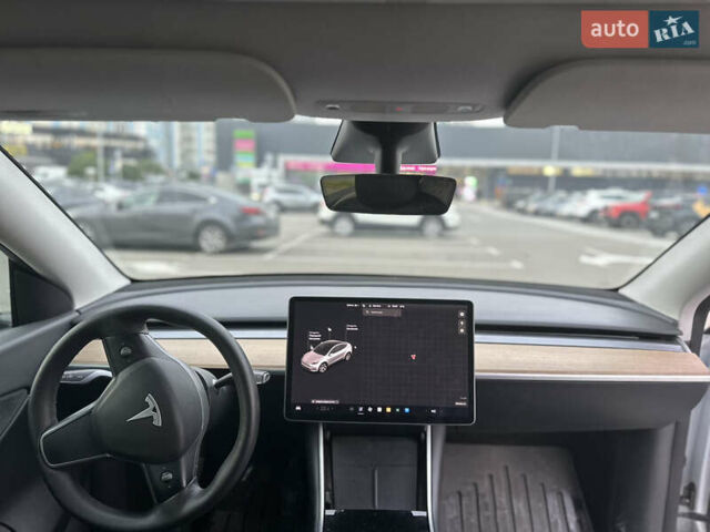 Белый Тесла Model Y, объемом двигателя 0 л и пробегом 207 тыс. км за 22000 $, фото 8 на Automoto.ua