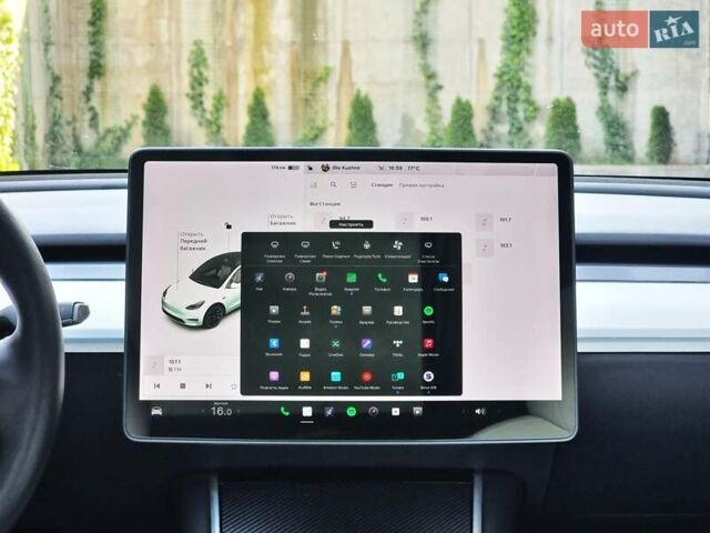 Белый Тесла Model Y, объемом двигателя 0 л и пробегом 98 тыс. км за 26499 $, фото 31 на Automoto.ua