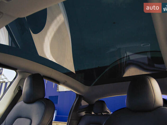 Белый Тесла Model Y, объемом двигателя 0 л и пробегом 64 тыс. км за 34500 $, фото 11 на Automoto.ua