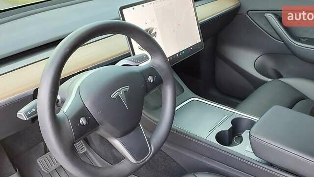Белый Тесла Model Y, объемом двигателя 0 л и пробегом 60 тыс. км за 27900 $, фото 8 на Automoto.ua