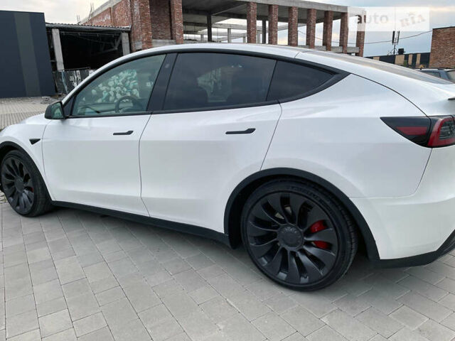 Білий Тесла Model Y, об'ємом двигуна 0 л та пробігом 68 тис. км за 33455 $, фото 7 на Automoto.ua