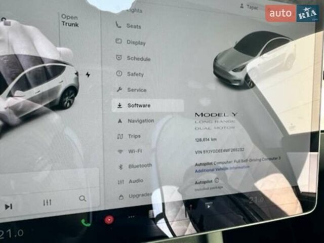 Белый Тесла Model Y, объемом двигателя 0 л и пробегом 128 тыс. км за 25900 $, фото 7 на Automoto.ua