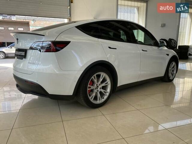 Тесла Model Y 2021 в Одессе на Automoto.ua Белый Тесла Model Y, объемом двигателя 0 л и пробегом 58 тыс. км за 26300 $, фото 20 на Automoto.ua
