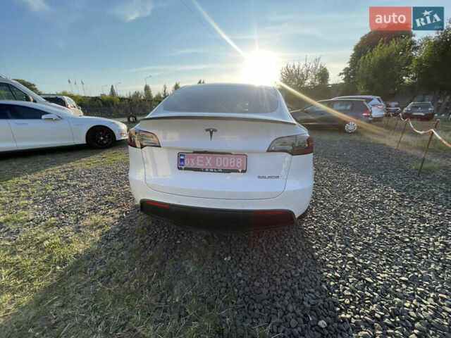 Белый Тесла Model Y, объемом двигателя 0 л и пробегом 52 тыс. км за 25900 $, фото 3 на Automoto.ua