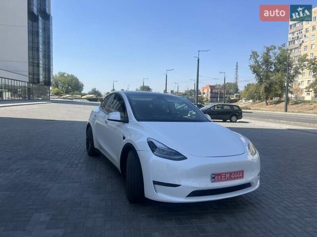 Білий Тесла Model Y, об'ємом двигуна 0 л та пробігом 40 тис. км за 29000 $, фото 12 на Automoto.ua