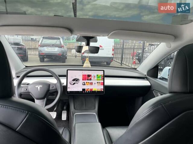 Белый Тесла Model Y, объемом двигателя 0 л и пробегом 132 тыс. км за 26200 $, фото 20 на Automoto.ua