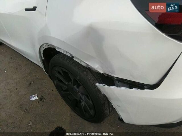 Белый Тесла Model Y, объемом двигателя 0 л и пробегом 58 тыс. км за 23000 $, фото 14 на Automoto.ua