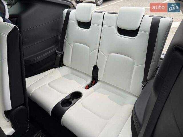 Белый Тесла Model Y, объемом двигателя 0 л и пробегом 80 тыс. км за 25500 $, фото 38 на Automoto.ua