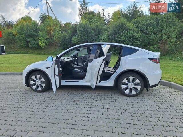 Білий Тесла Model Y, об'ємом двигуна 0 л та пробігом 75 тис. км за 30000 $, фото 14 на Automoto.ua