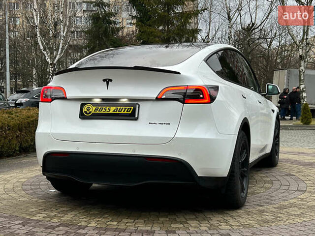 Білий Тесла Model Y, об'ємом двигуна 0 л та пробігом 88 тис. км за 26800 $, фото 6 на Automoto.ua