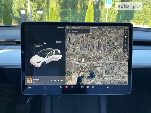 Белый Тесла Model Y, объемом двигателя 0 л и пробегом 25 тыс. км за 31500 $, фото 39 на Automoto.ua