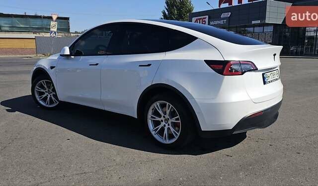 Белый Тесла Model Y, объемом двигателя 0 л и пробегом 119 тыс. км за 24000 $, фото 4 на Automoto.ua