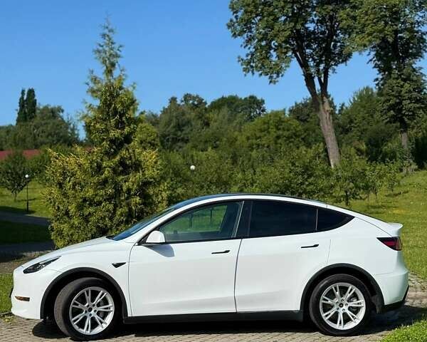 Белый Тесла Model Y, объемом двигателя 0 л и пробегом 38 тыс. км за 31000 $, фото 7 на Automoto.ua