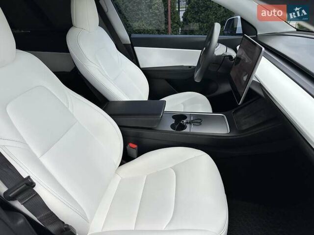 Белый Тесла Model Y, объемом двигателя 0 л и пробегом 80 тыс. км за 22300 $, фото 14 на Automoto.ua