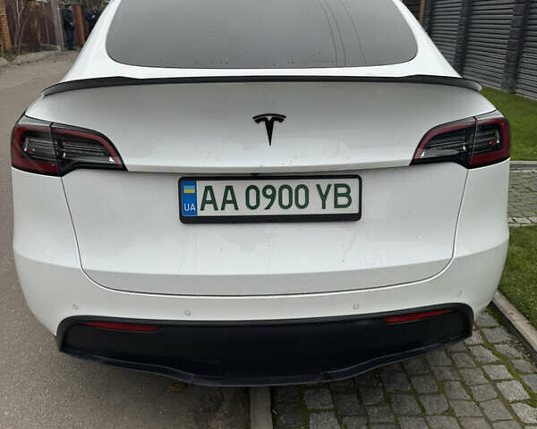 Белый Тесла Model Y, объемом двигателя 0 л и пробегом 47 тыс. км за 29500 $, фото 3 на Automoto.ua