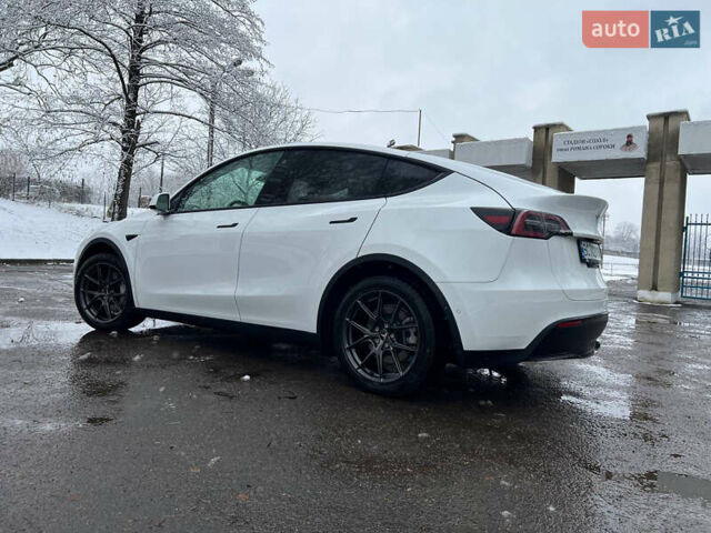 Білий Тесла Model Y, об'ємом двигуна 0 л та пробігом 88 тис. км за 24900 $, фото 8 на Automoto.ua