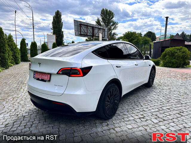 Белый Тесла Model Y, объемом двигателя 0.26 л и пробегом 80 тыс. км за 21500 $, фото 3 на Automoto.ua