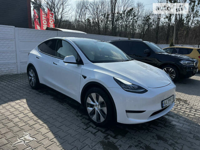 Белый Тесла Model Y, объемом двигателя 0 л и пробегом 63 тыс. км за 33900 $, фото 14 на Automoto.ua