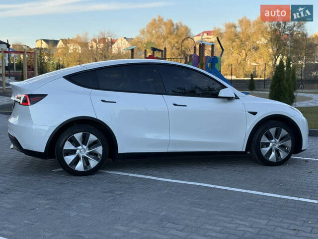 Тесла Model Y 2021 в Хмельницком на Automoto.ua Белый Тесла Model Y, объемом двигателя 0 л и пробегом 83 тыс. км за 25499 $, фото 7 на Automoto.ua