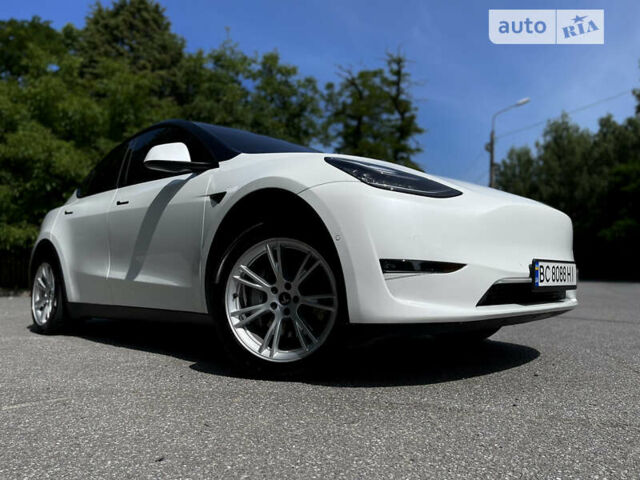 Білий Тесла Model Y, об'ємом двигуна 0 л та пробігом 31 тис. км за 34500 $, фото 8 на Automoto.ua