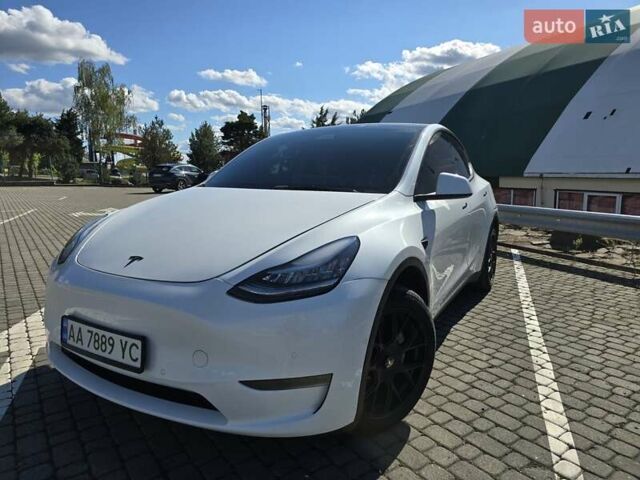 Белый Тесла Model Y, объемом двигателя 0 л и пробегом 109 тыс. км за 22000 $, фото 59 на Automoto.ua