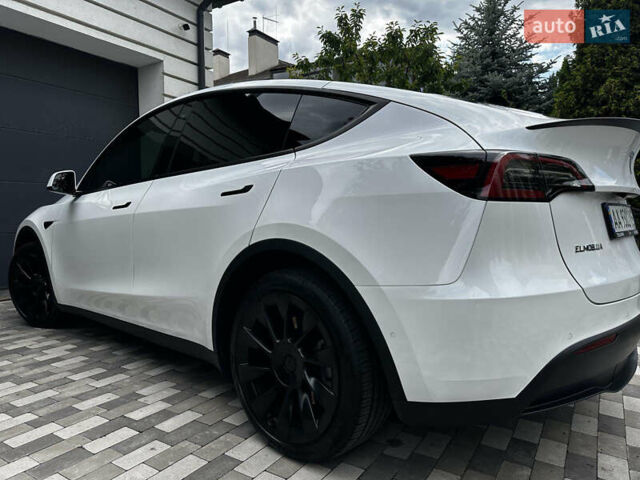 Белый Тесла Model Y, объемом двигателя 0 л и пробегом 65 тыс. км за 27500 $, фото 10 на Automoto.ua