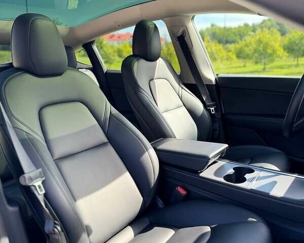 Белый Тесла Model Y, объемом двигателя 0 л и пробегом 38 тыс. км за 31000 $, фото 8 на Automoto.ua