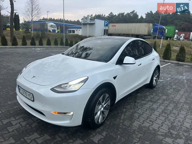 Белый Тесла Model Y, объемом двигателя 0 л и пробегом 55 тыс. км за 25500 $, фото 3 на Automoto.ua