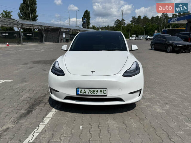 Белый Тесла Model Y, объемом двигателя 0 л и пробегом 106 тыс. км за 22800 $, фото 1 на Automoto.ua