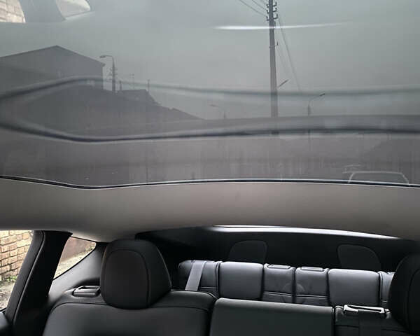 Белый Тесла Model Y, объемом двигателя 0 л и пробегом 52 тыс. км за 26500 $, фото 16 на Automoto.ua