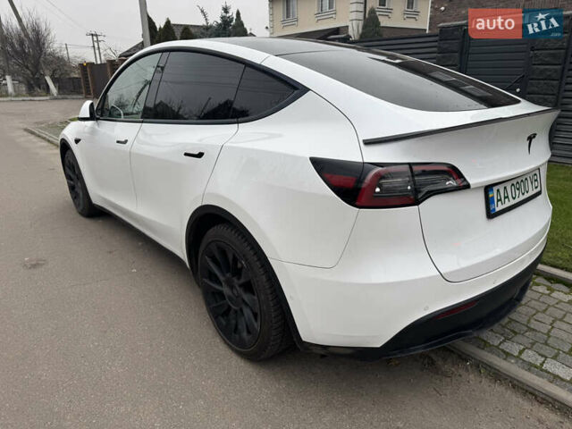 Белый Тесла Model Y, объемом двигателя 0 л и пробегом 47 тыс. км за 29500 $, фото 4 на Automoto.ua