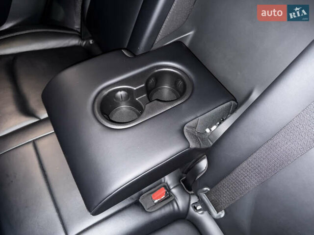 Белый Тесла Model Y, объемом двигателя 0 л и пробегом 128 тыс. км за 22600 $, фото 55 на Automoto.ua